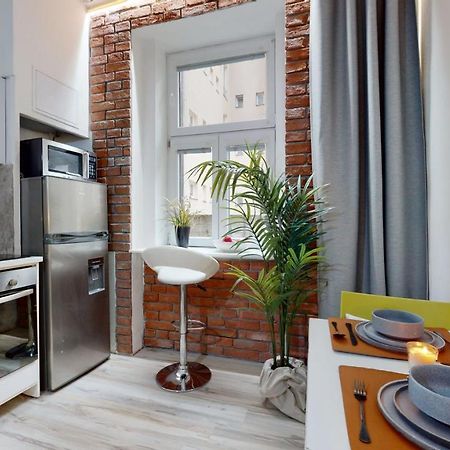 New Stylish Place For Couple براتسيلافا المظهر الخارجي الصورة